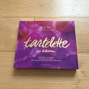 Tarte Tartelette in Bloom palette